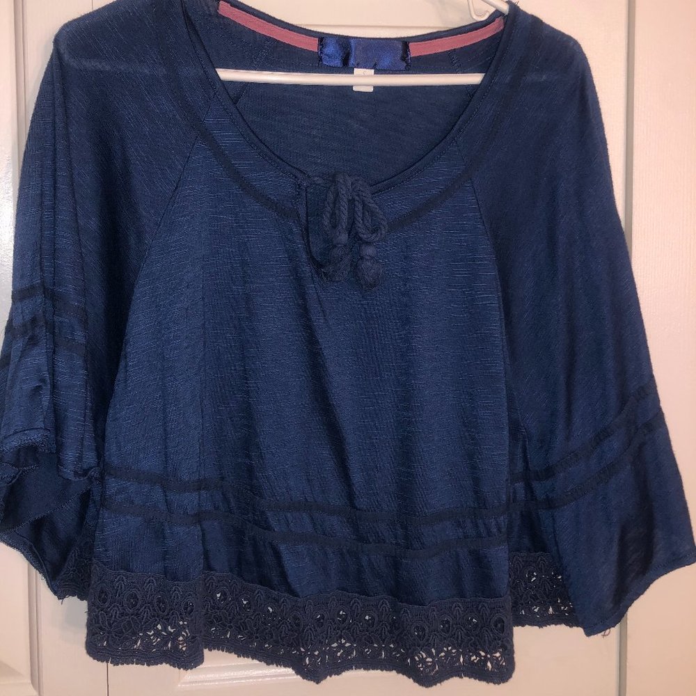 Francesca's Flowy Blouse